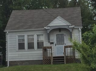 305 E Pierce St, Council Bluffs, IA 51503