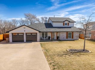 6 Summit Dr, Canyon, TX 79015
