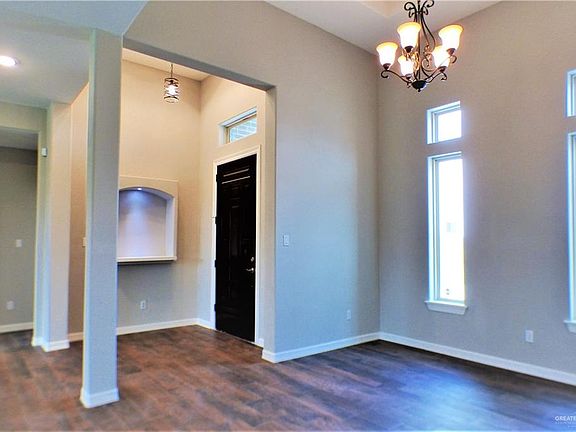 3rd image of 23848 Richmond Dr