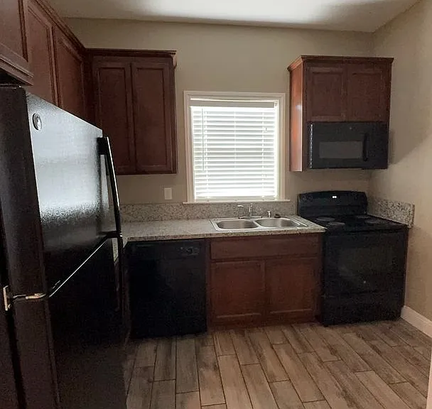 Willows Park Apartments — Photo 10