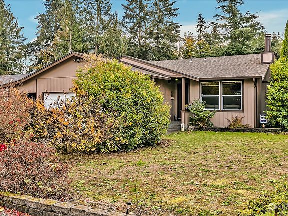 3rd image of 8622 156th Street Court E