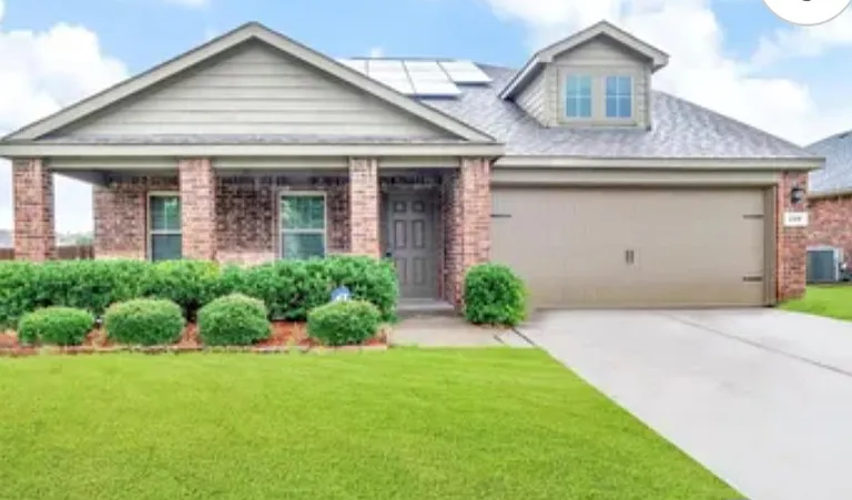 113 Forest Grv S — Photo 1