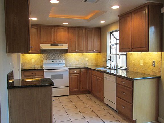 4th image of 2141 Tiber River Dr