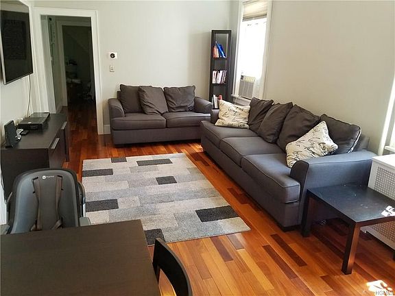 2nd image of 66 Wallace St #1