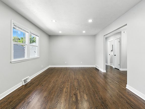 5th image of 3554 Avenue C