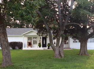 646 Native Rd SE, Le Roy, KS 66857