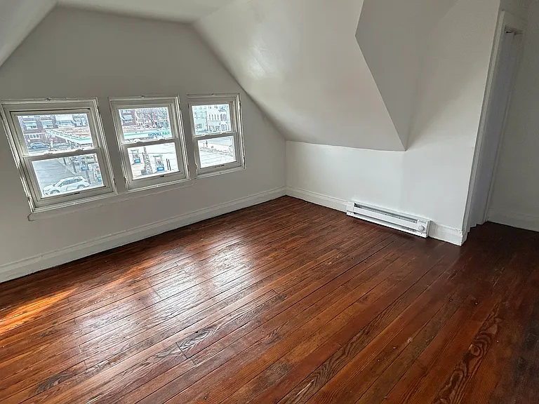 131 Carlisle St #R4 — Photo 8