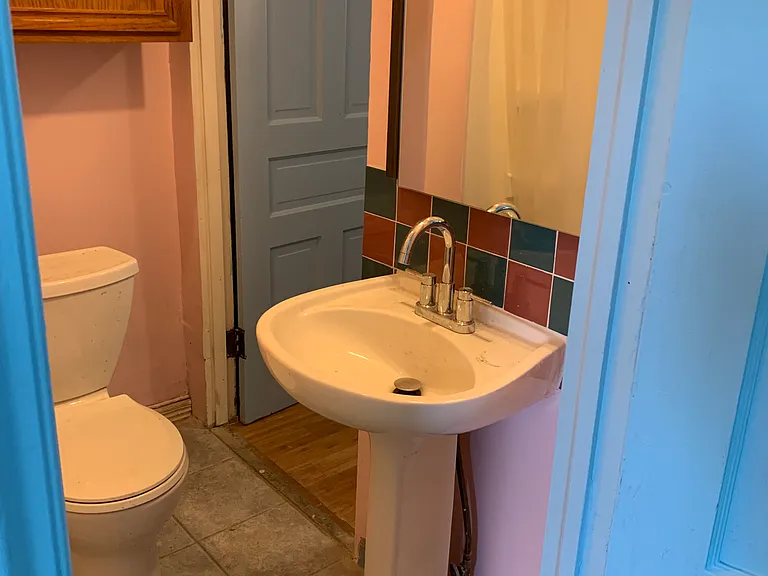 2749 Kensington Ave #3 — Photo 6