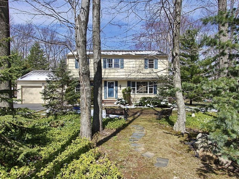 For Sale: 25 Arrighi Drive, Warren, New Jersey 07059