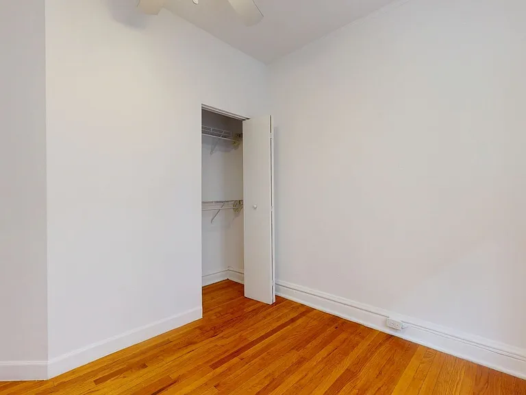 5415 S. Woodlawn Avenue — Photo 98