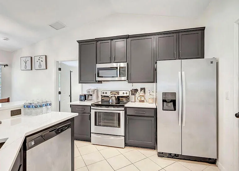 237 SW Twig Ave — Photo 15