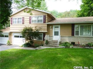 122 Margo Ln, Fayetteville, NY 13066