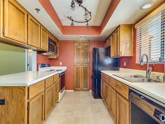 2nd image of 3031 N Civic Center Plz Unit 315