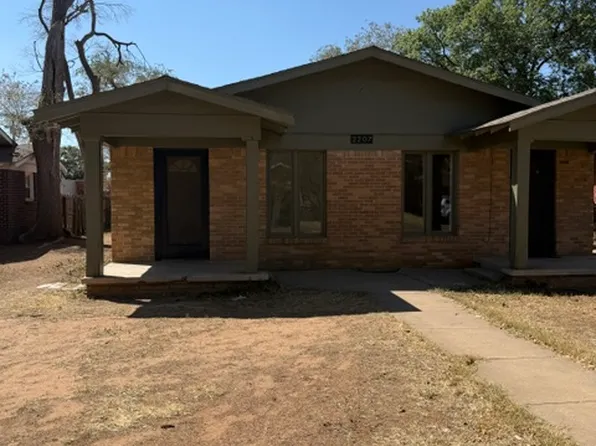 2207 18th St #1, Lubbock, TX 79401
