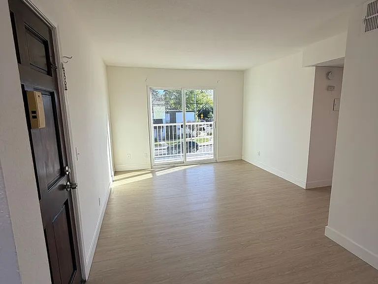 Oxnard - SSM Holdings, LLC — Photo 38