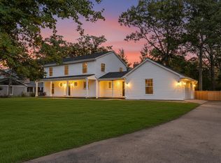 707 Brierhill Rd, Deerfield, IL 60015