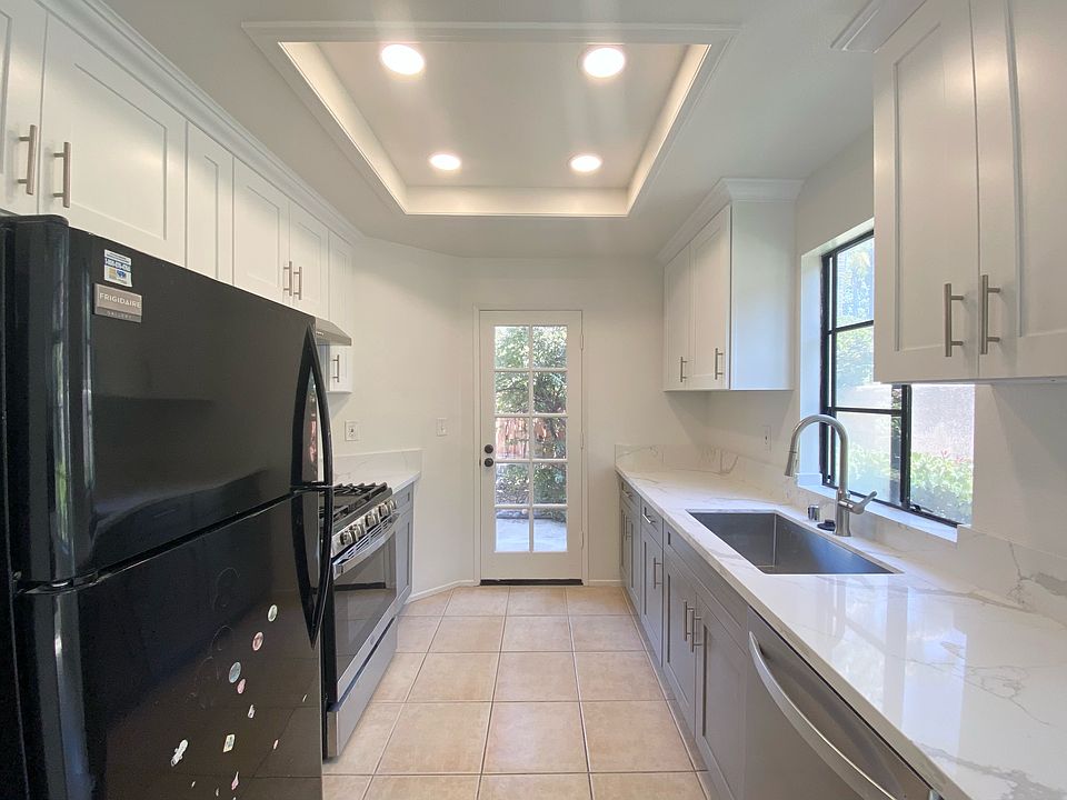 1st image of 4029 Carmel View Rd Unit 143