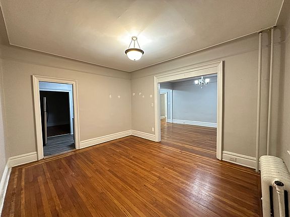 5th image of 25-27 Kensington Ave #305