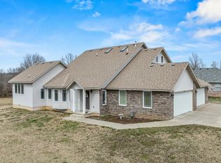 1201-1203 N 9th Ave, Ozark, MO 65721