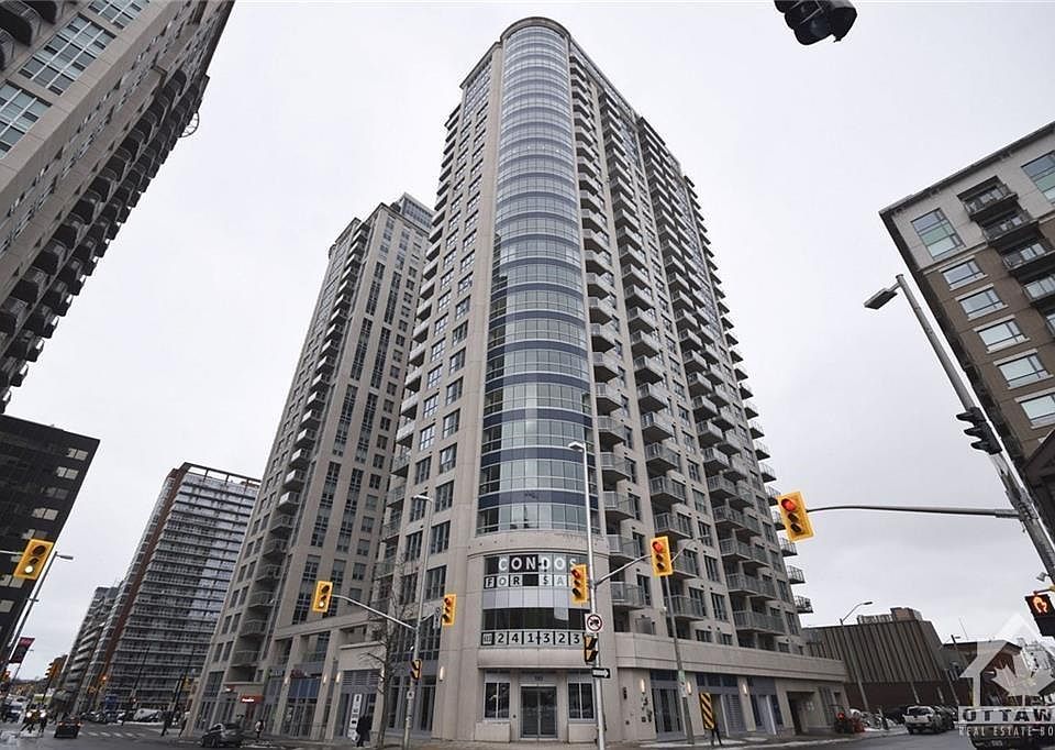1st image of 195 Besserer St #1408