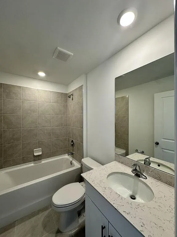 17669 Paradiso Wy — Photo 3