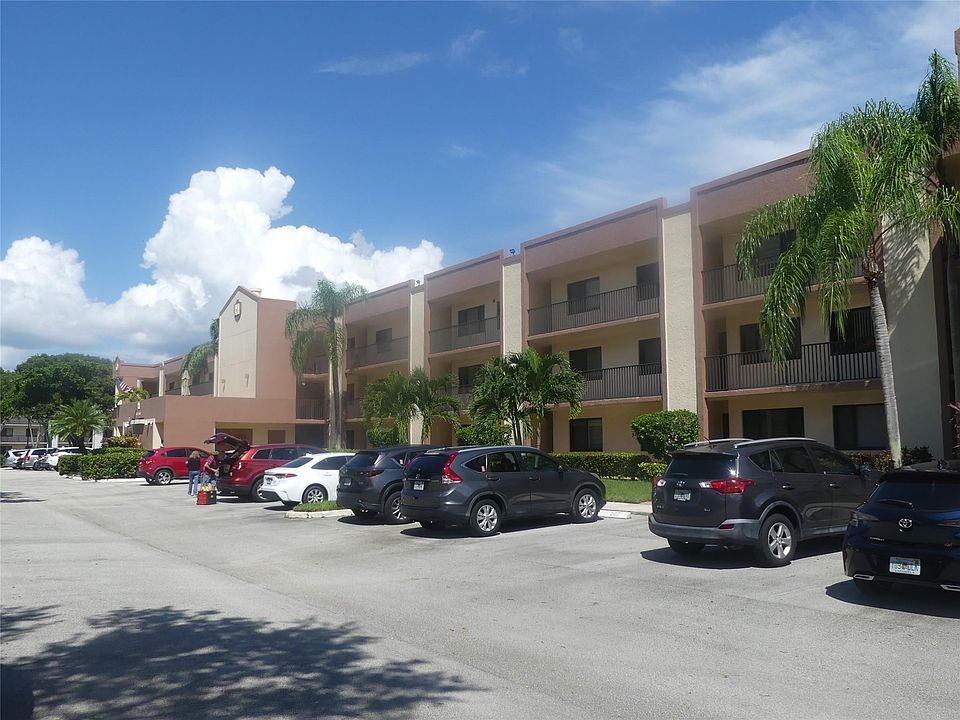 1st image of 10657 W Clairmont Circle #306