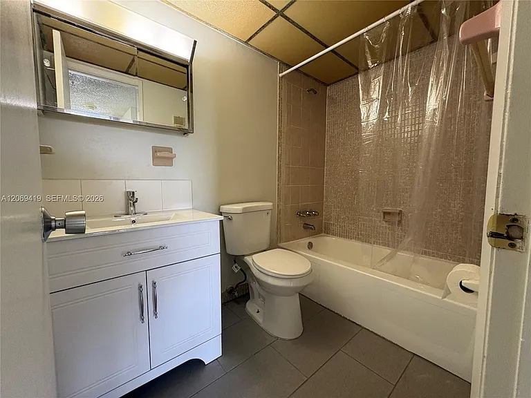 9331 SW 4th St #202B — Photo 8