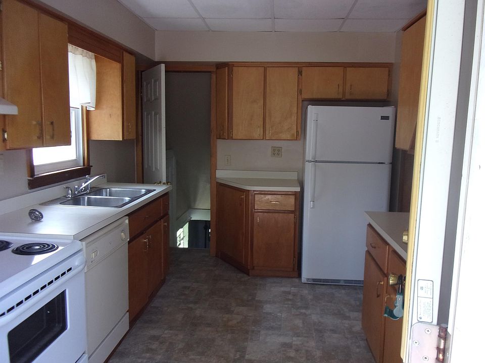 1st image of 1567 2nd St