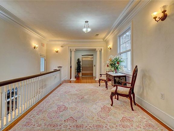 4th image of 429 York St #4A