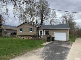 709 W Main St, Geneseo, IL 61254