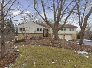 9217 Briar Ln, Bloomington, MN 55437