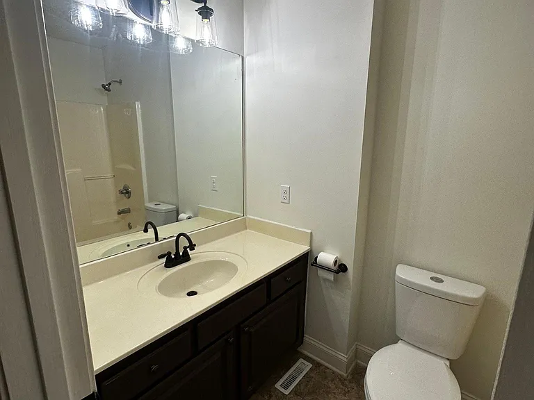 121 Hillcreek Ct — Photo 10