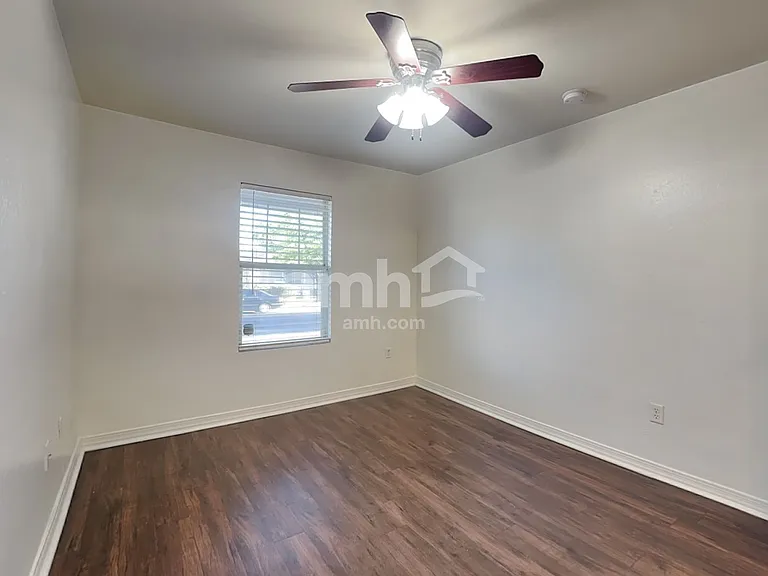 10508 E Olla Ave — Photo 8