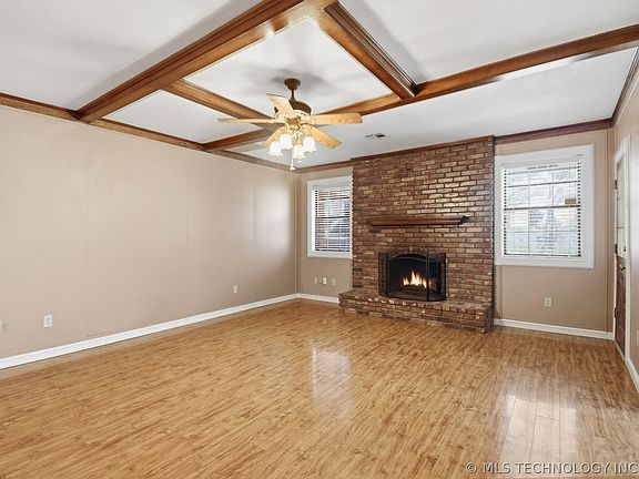 3rd image of 6526 S 111th East Ave