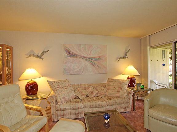 4th image of 701 N Los Felices Cir W #115