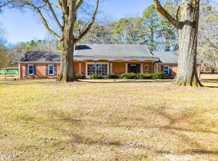 18845 Main St W, Huntingdon, TN 38344