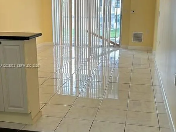 1600 NE 114th St, Miami, FL