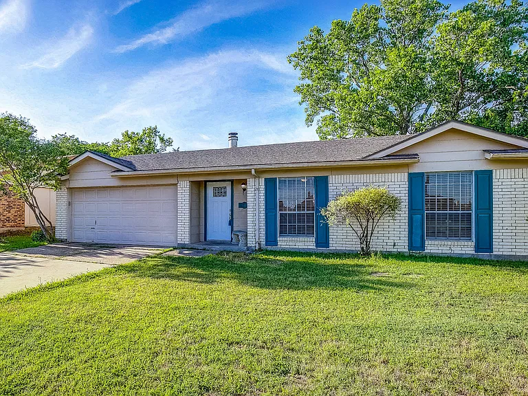 1717 Palisades Dr — Photo 20