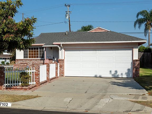 4th image of 17102 Illinois Ct
