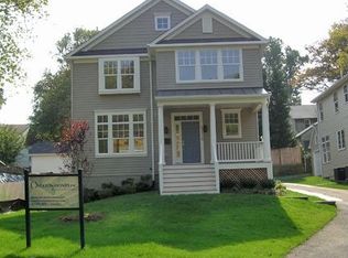 11214 Upton Dr, Kensington, MD 20895