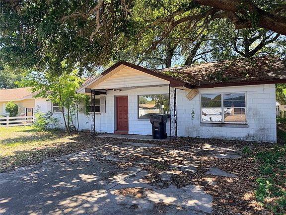 2nd image of 708 Glad Rd