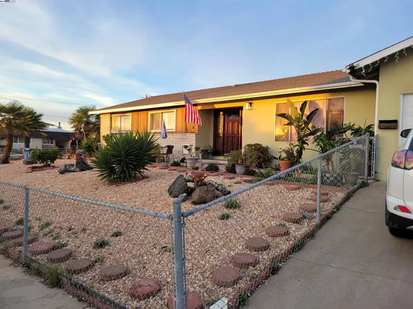 485 Forest Cir, Marina, CA 93933