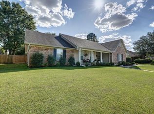 22 Sugar Ridge Ln, Texarkana, AR 71854