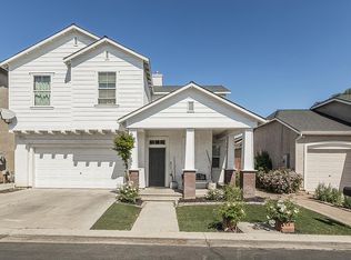 717 W Tivoli Ln, Clovis, CA
