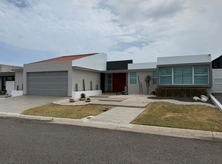 80 Lago Cerrillos, Ponce, PR 00780