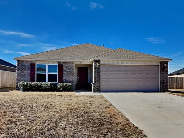333 Foxtrot Ter, Newcastle, OK 73065
