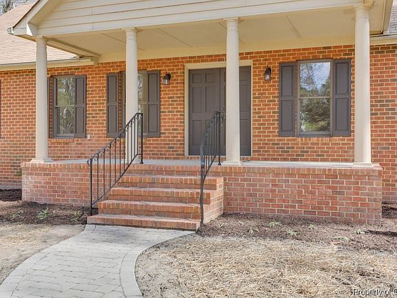 4th image of 113 Tanbark Ln