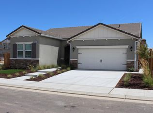 3492 Wrenwood Ave, Clovis, CA 93619