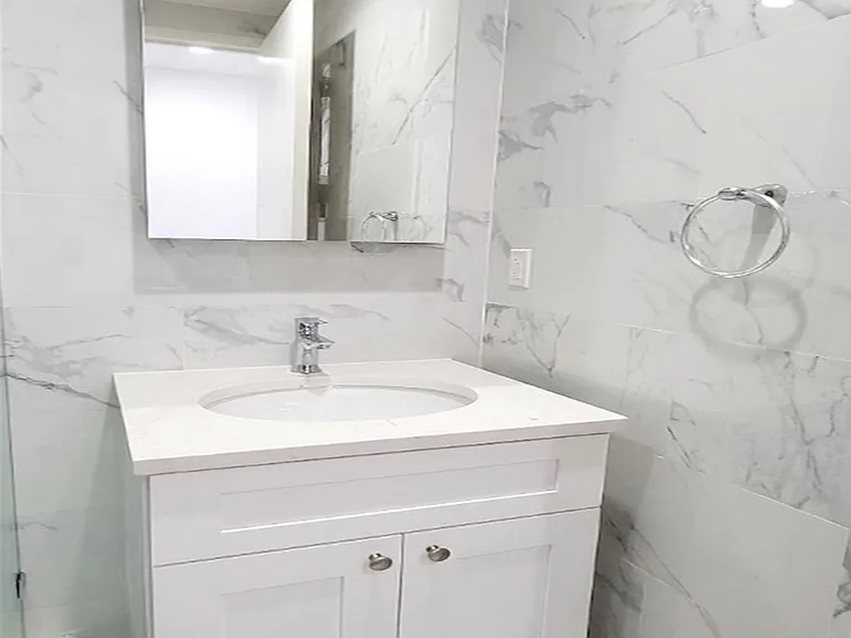 882 Lexington Ave #3A — Photo 6