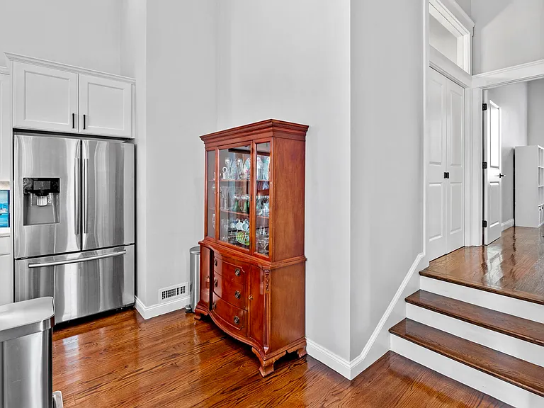 85 Bridge St #3 — Photo 11